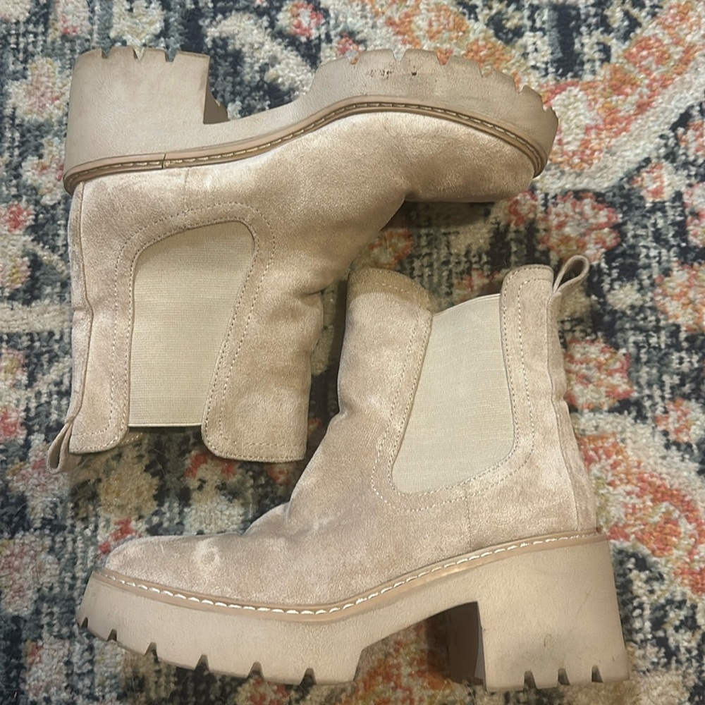 Dolce Vita Suede booties